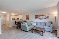 3124 Falling Waters Lane, Lindenhurst, IL 60046