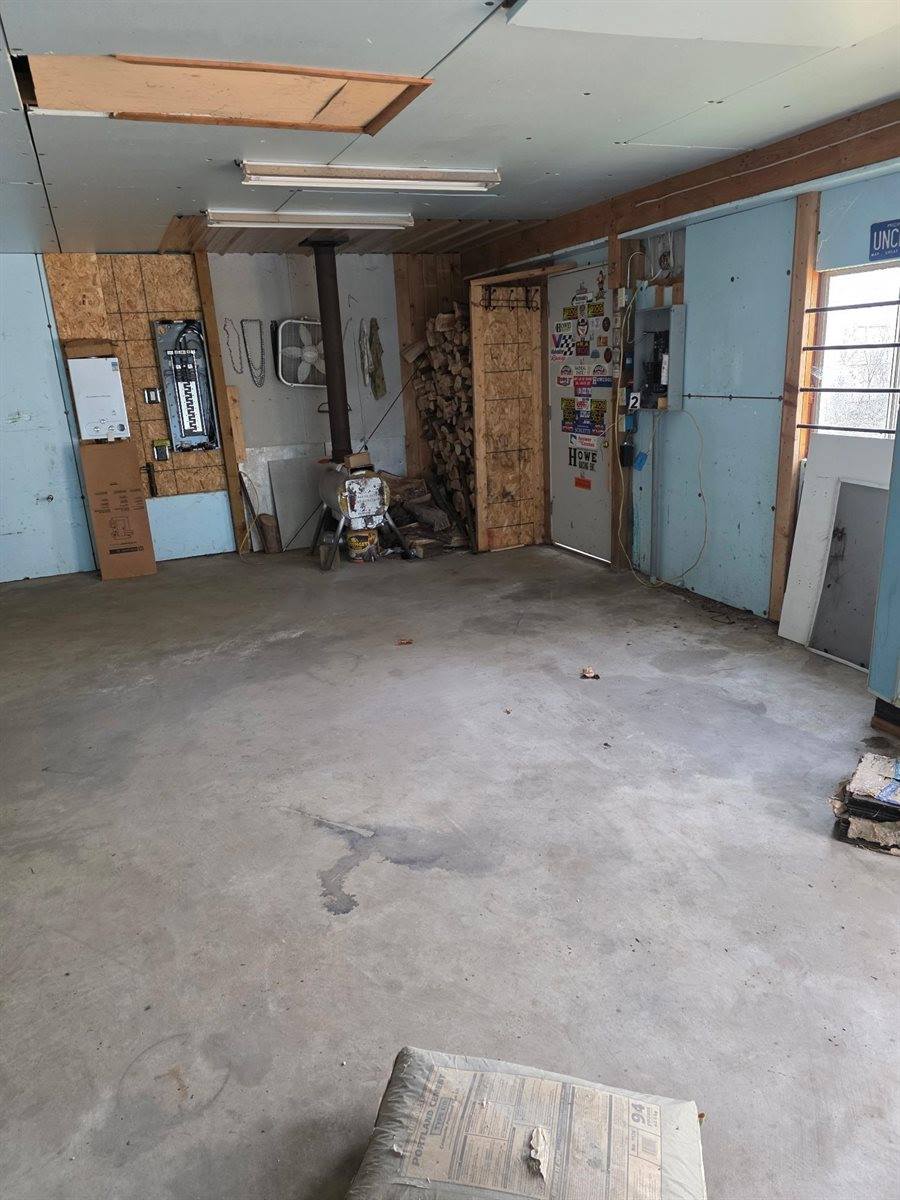 6528 N Towerline Road, Hope, MI 48628