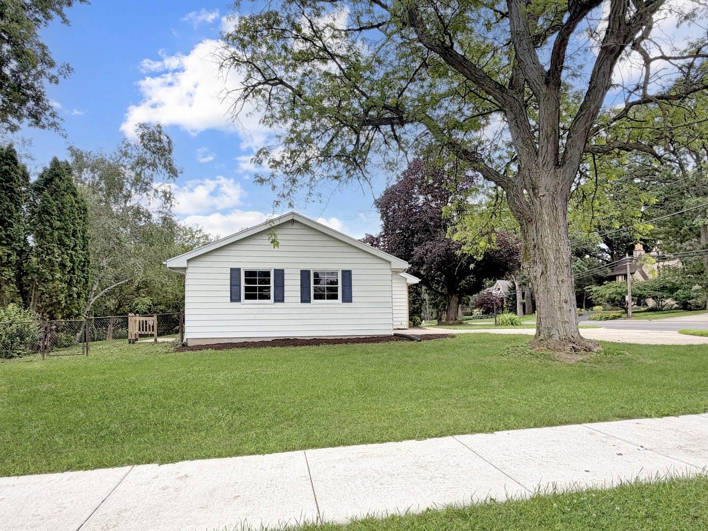 1734 West Stephenson Street, Freeport, IL 61032