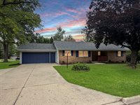 1734 West Stephenson Street, Freeport, IL 61032