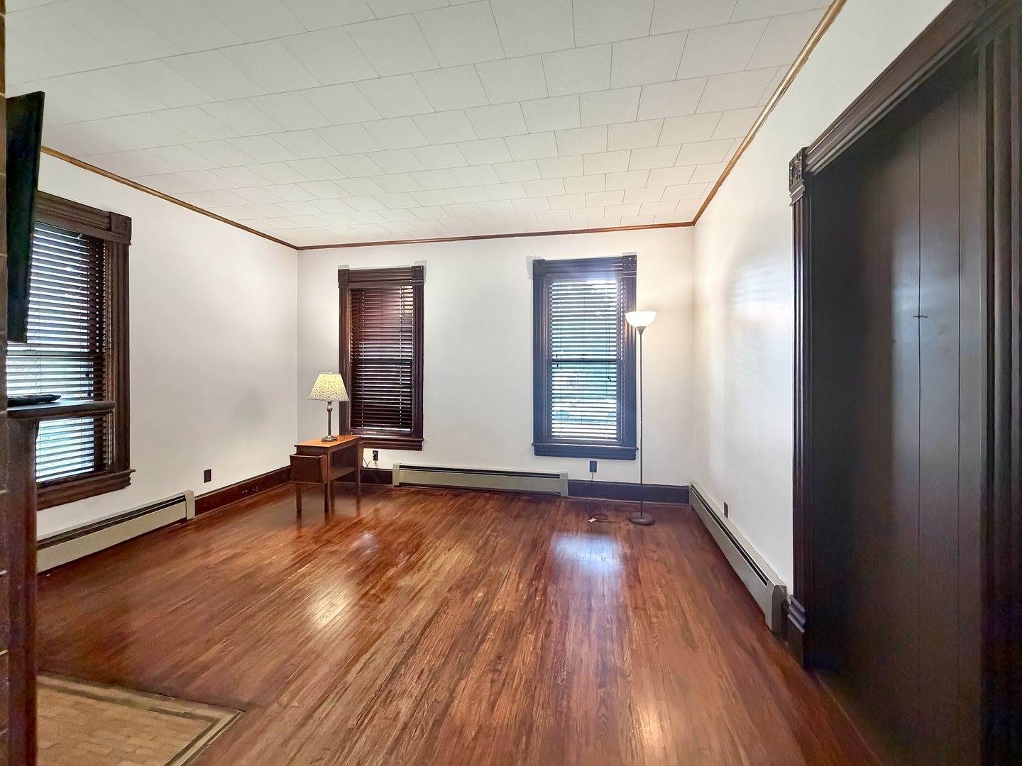 625 West Ringold Street, Freeport, IL 61032