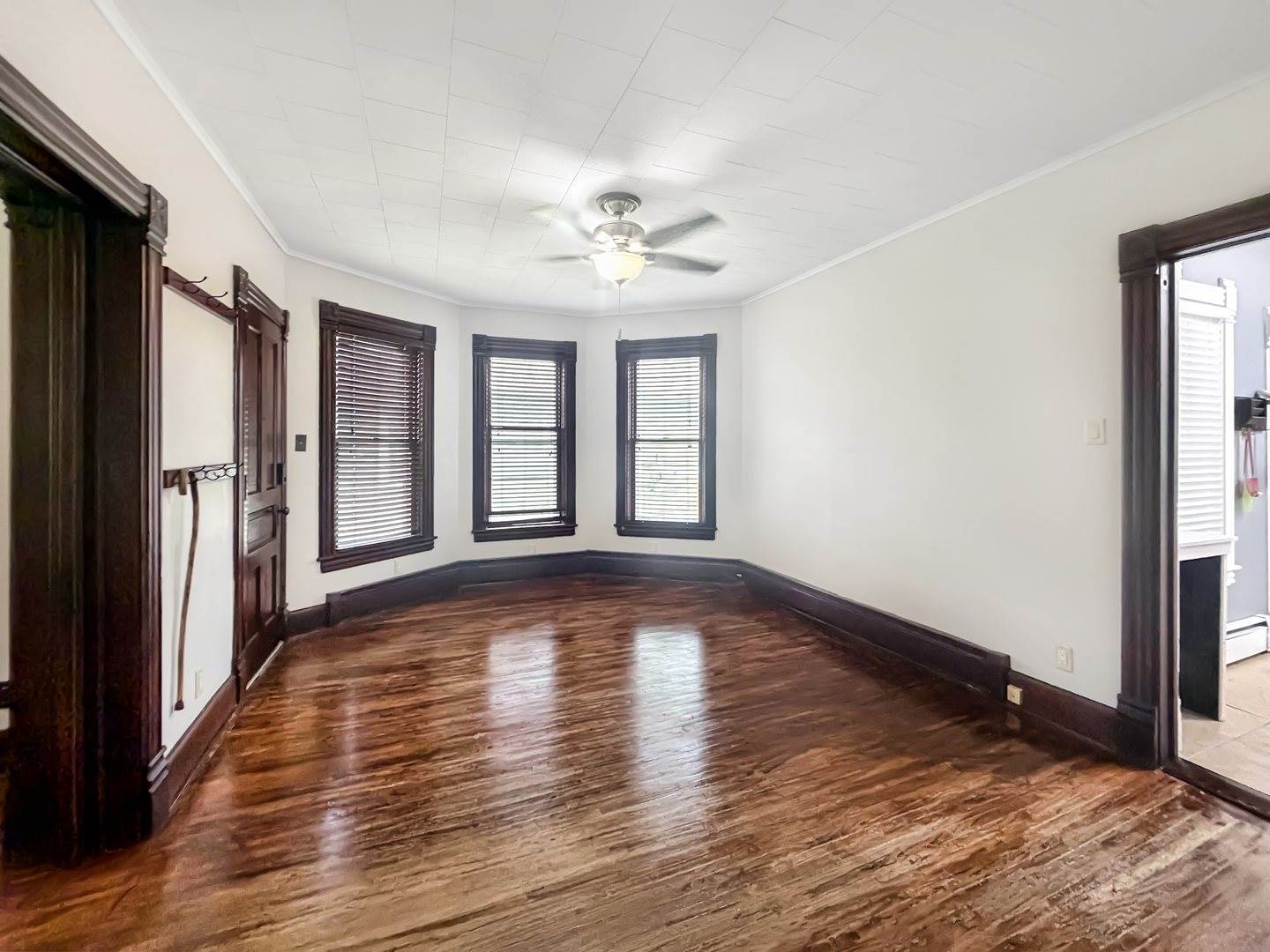 625 West Ringold Street, Freeport, IL 61032