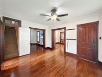 625 West Ringold Street, Freeport, IL 61032