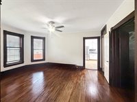 625 West Ringold Street, Freeport, IL 61032