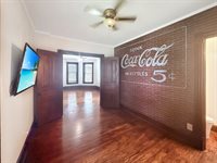 625 West Ringold Street, Freeport, IL 61032