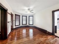 625 West Ringold Street, Freeport, IL 61032