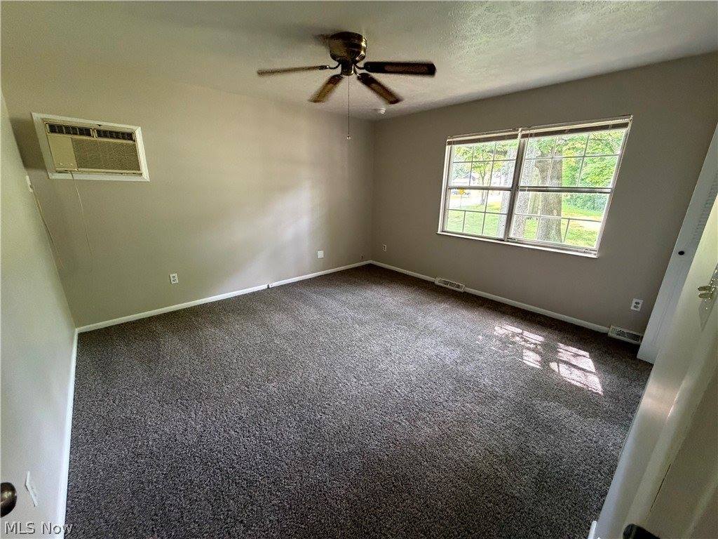 3831 Eigen Street, Austintown, OH 44515