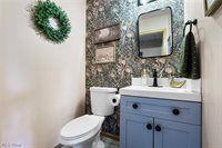 10460 Carrie Drive, New Middletown, OH 44442