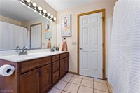 10460 Carrie Drive, New Middletown, OH 44442