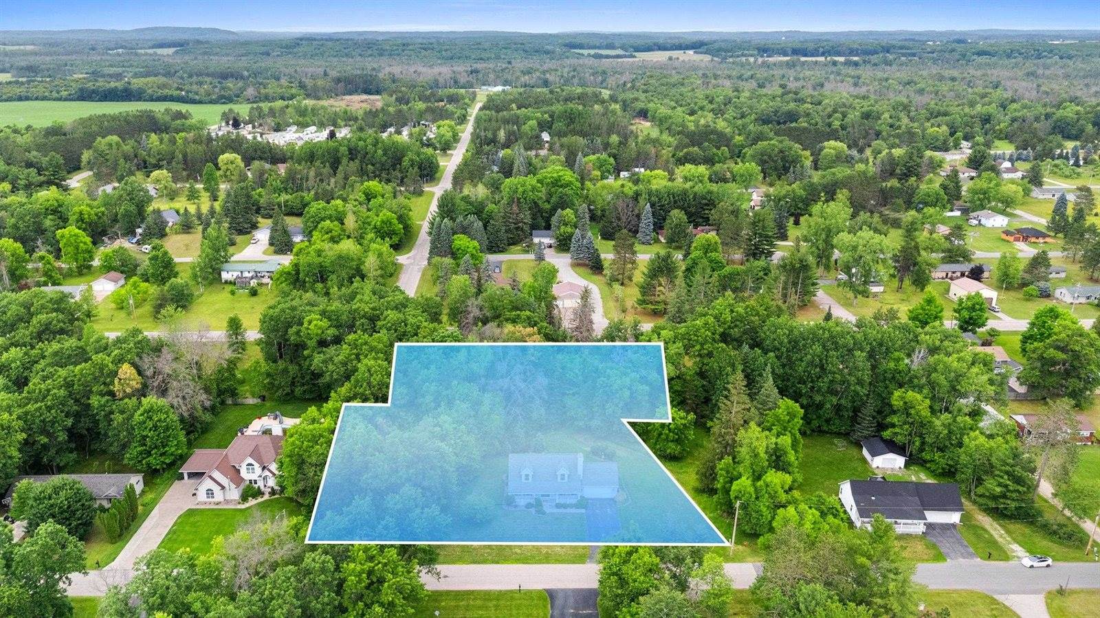 1218 Rosa Avenue, Crivitz, WI 54114