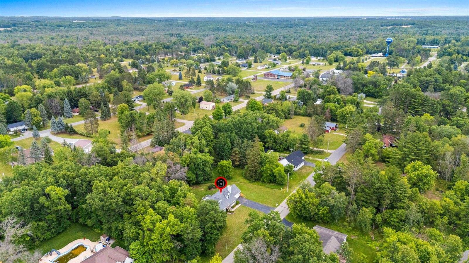 1218 Rosa Avenue, Crivitz, WI 54114