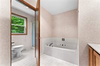 1218 Rosa Avenue, Crivitz, WI 54114