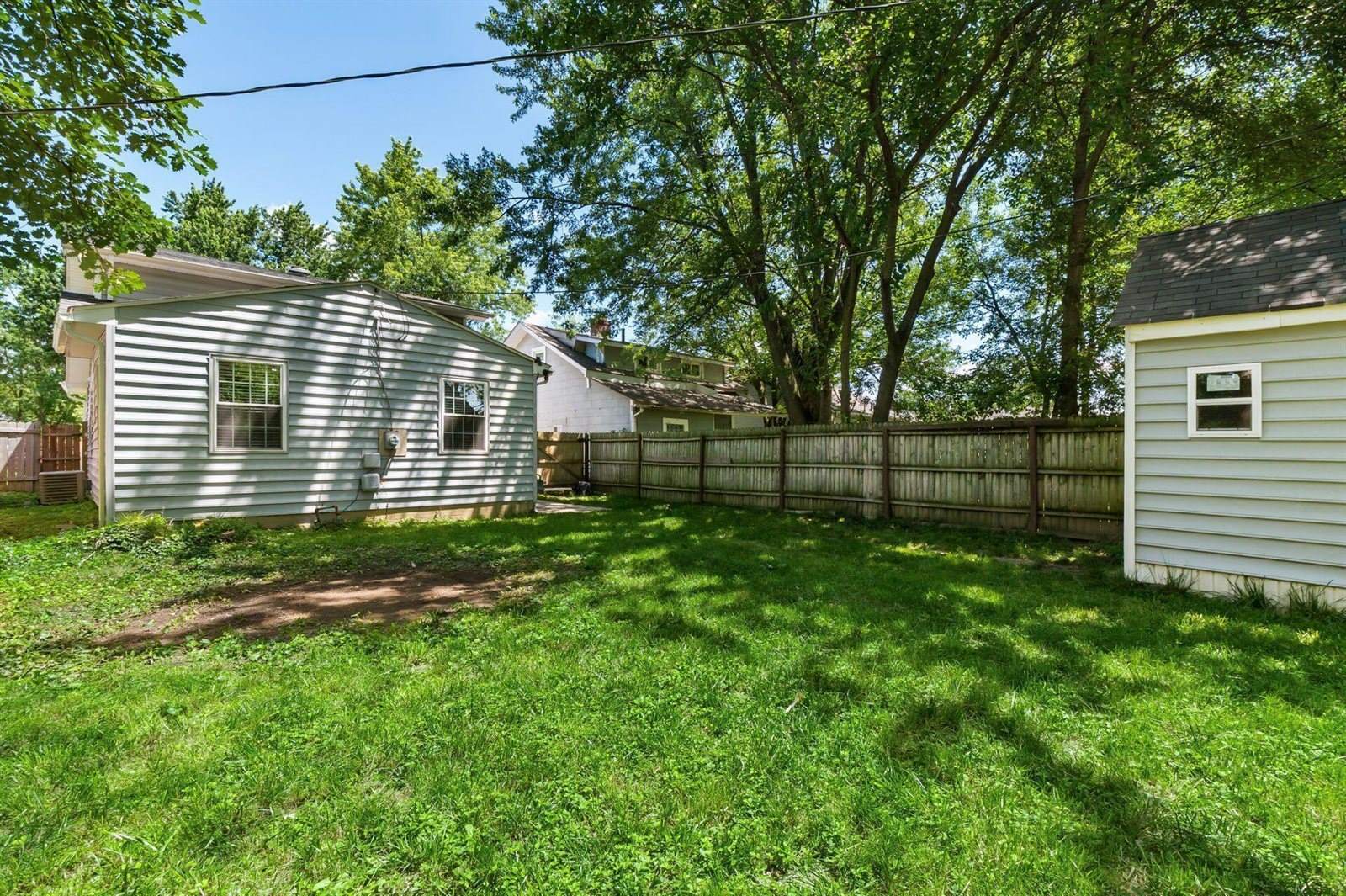 2051 Briarwood Avenue, Columbus, OH 43211