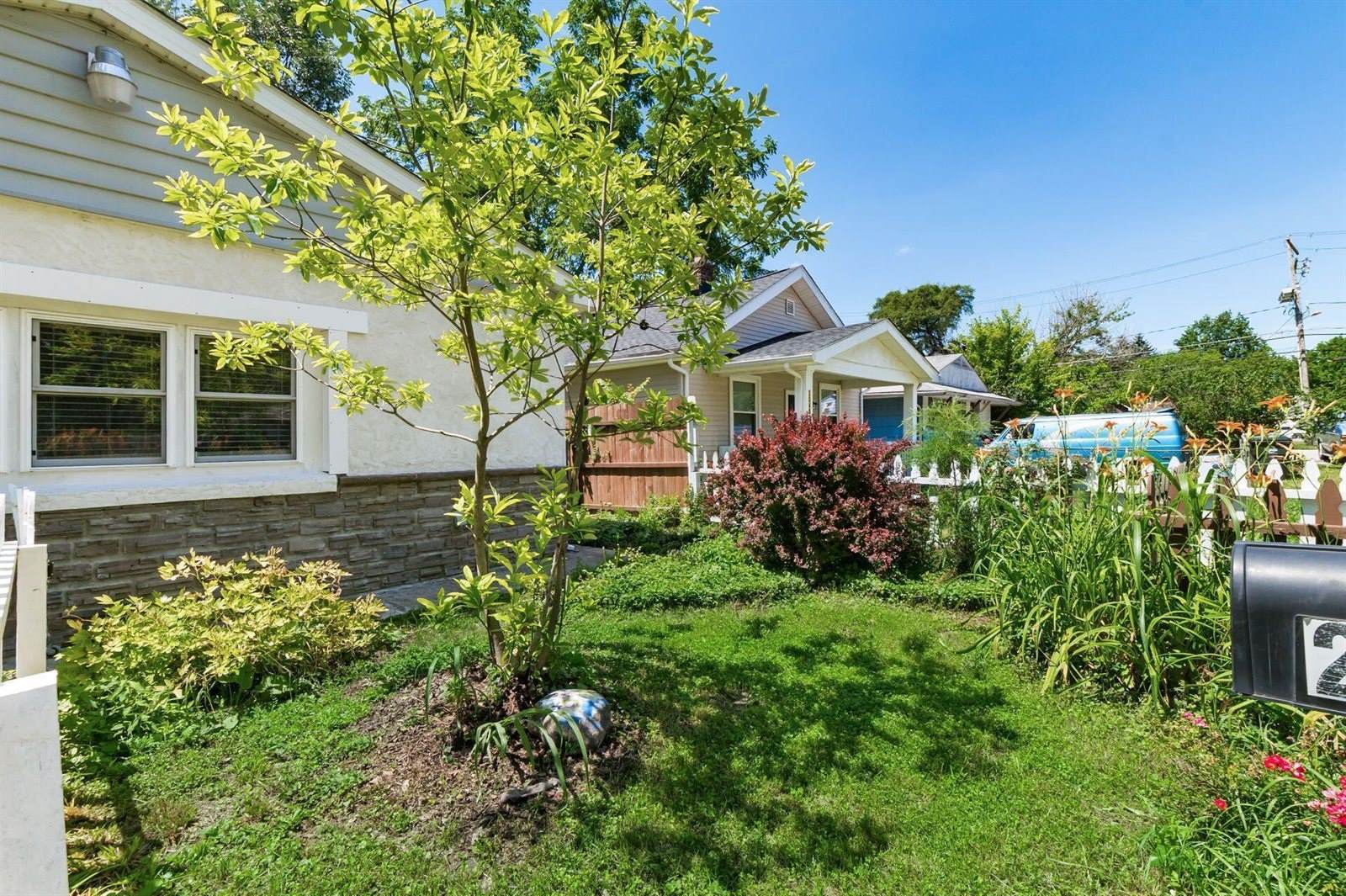 2051 Briarwood Avenue, Columbus, OH 43211