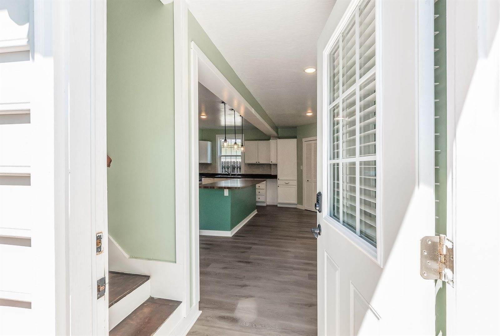 2051 Briarwood Avenue, Columbus, OH 43211