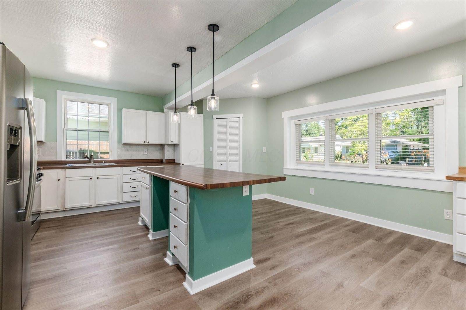 2051 Briarwood Avenue, Columbus, OH 43211