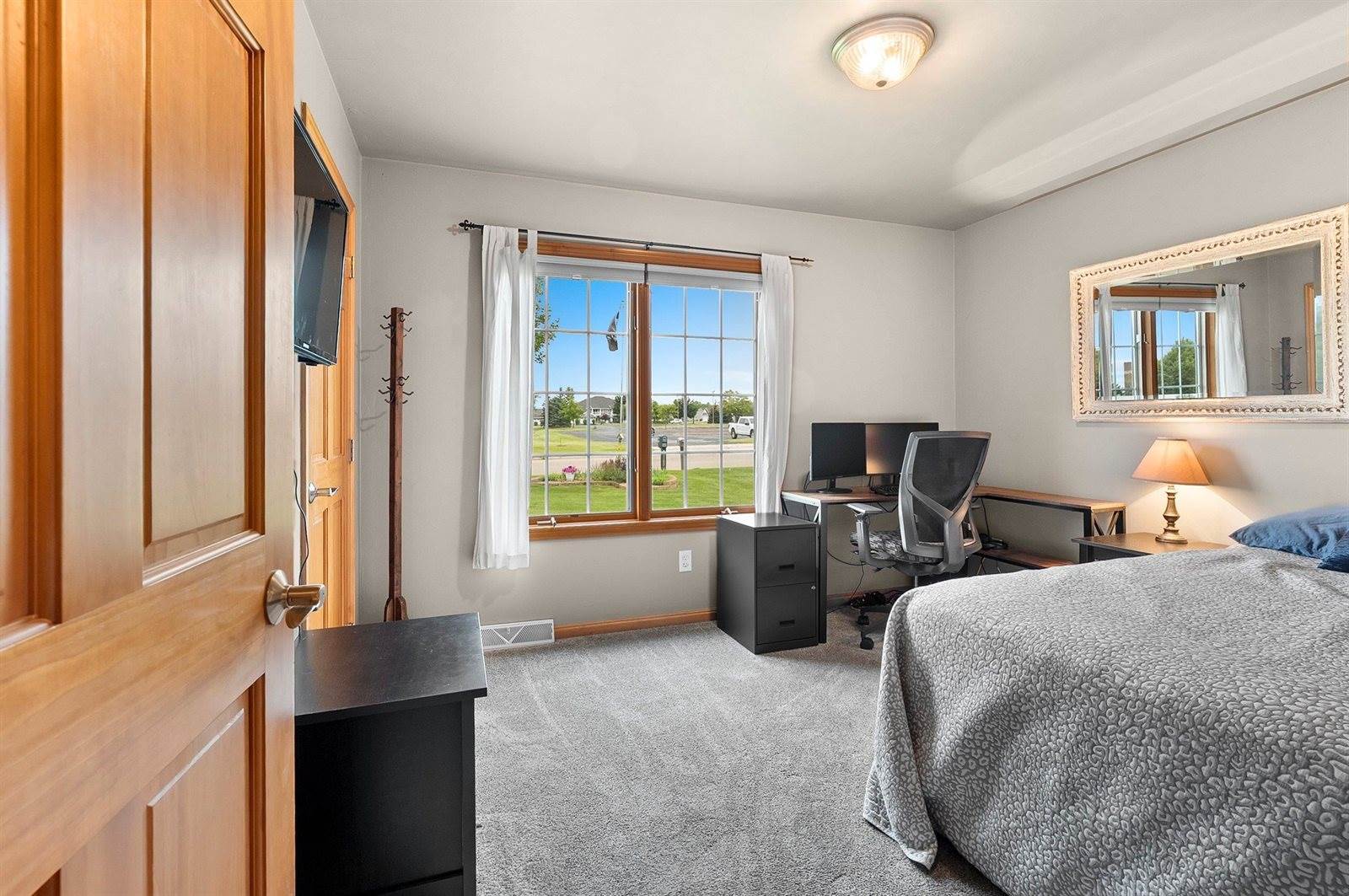 3166 Egan Lane, Green Bay, WI 54311