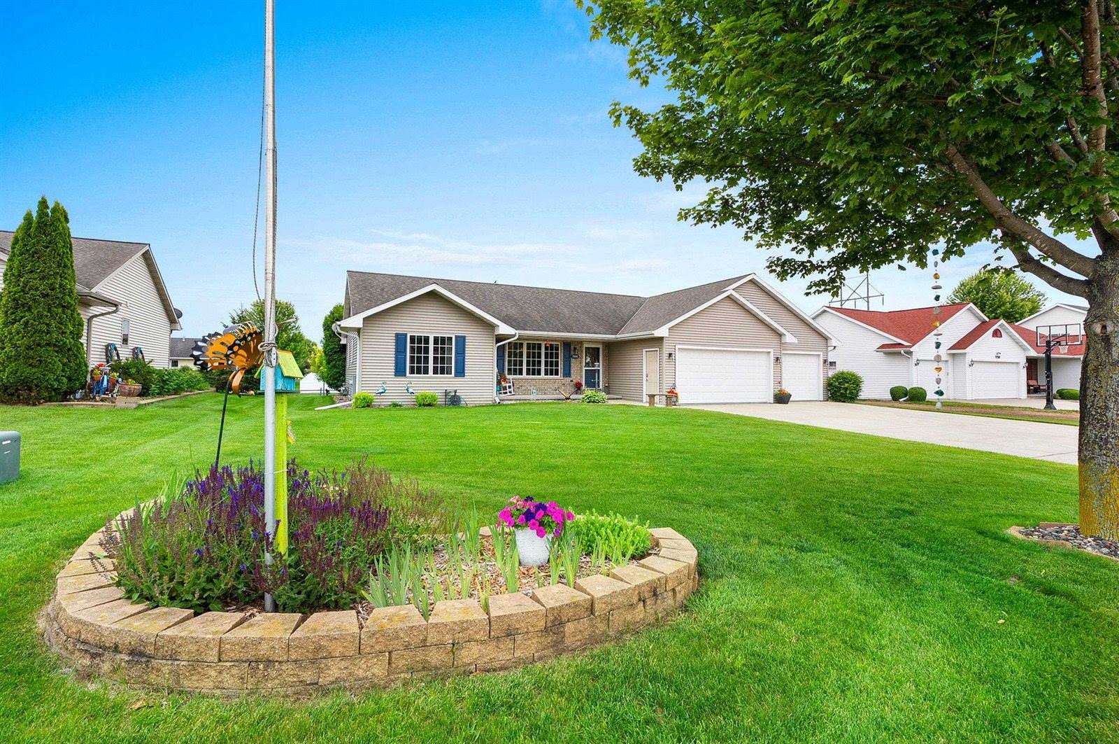3166 Egan Lane, Green Bay, WI 54311