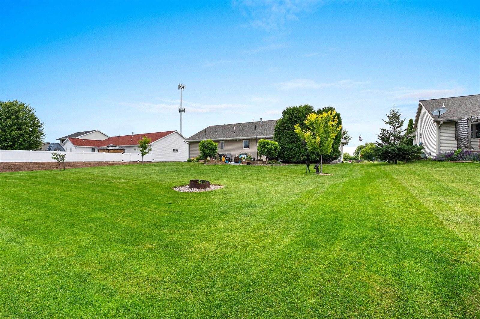 3166 Egan Lane, Green Bay, WI 54311