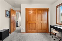 3166 Egan Lane, Green Bay, WI 54311