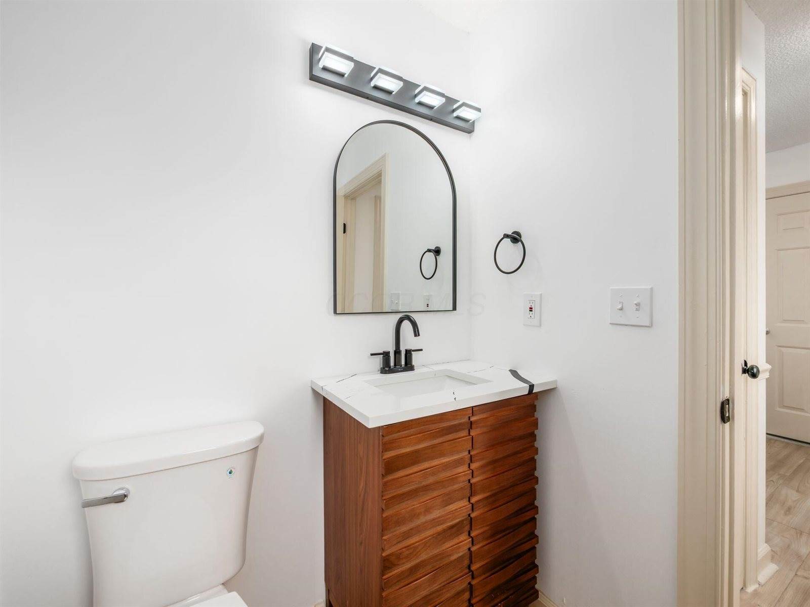 2032 Burbridge Lane, Hilliard, OH 43026
