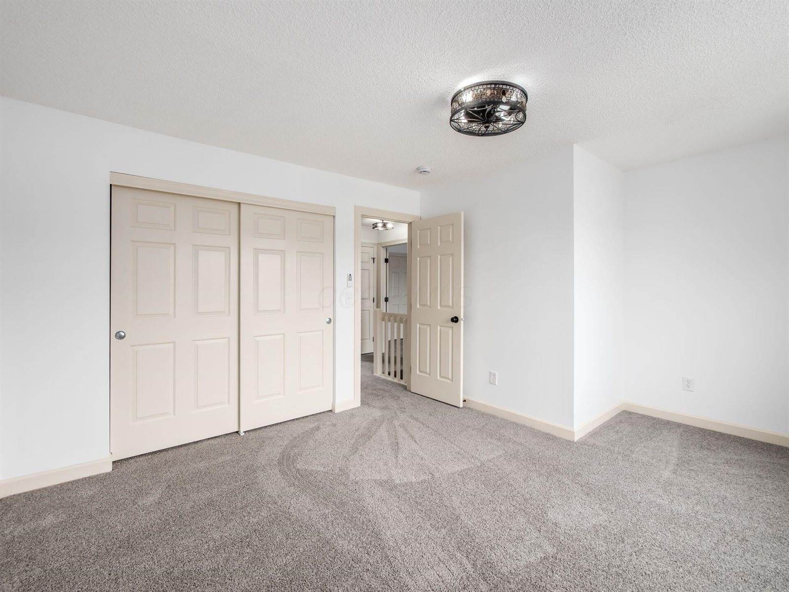 2032 Burbridge Lane, Hilliard, OH 43026