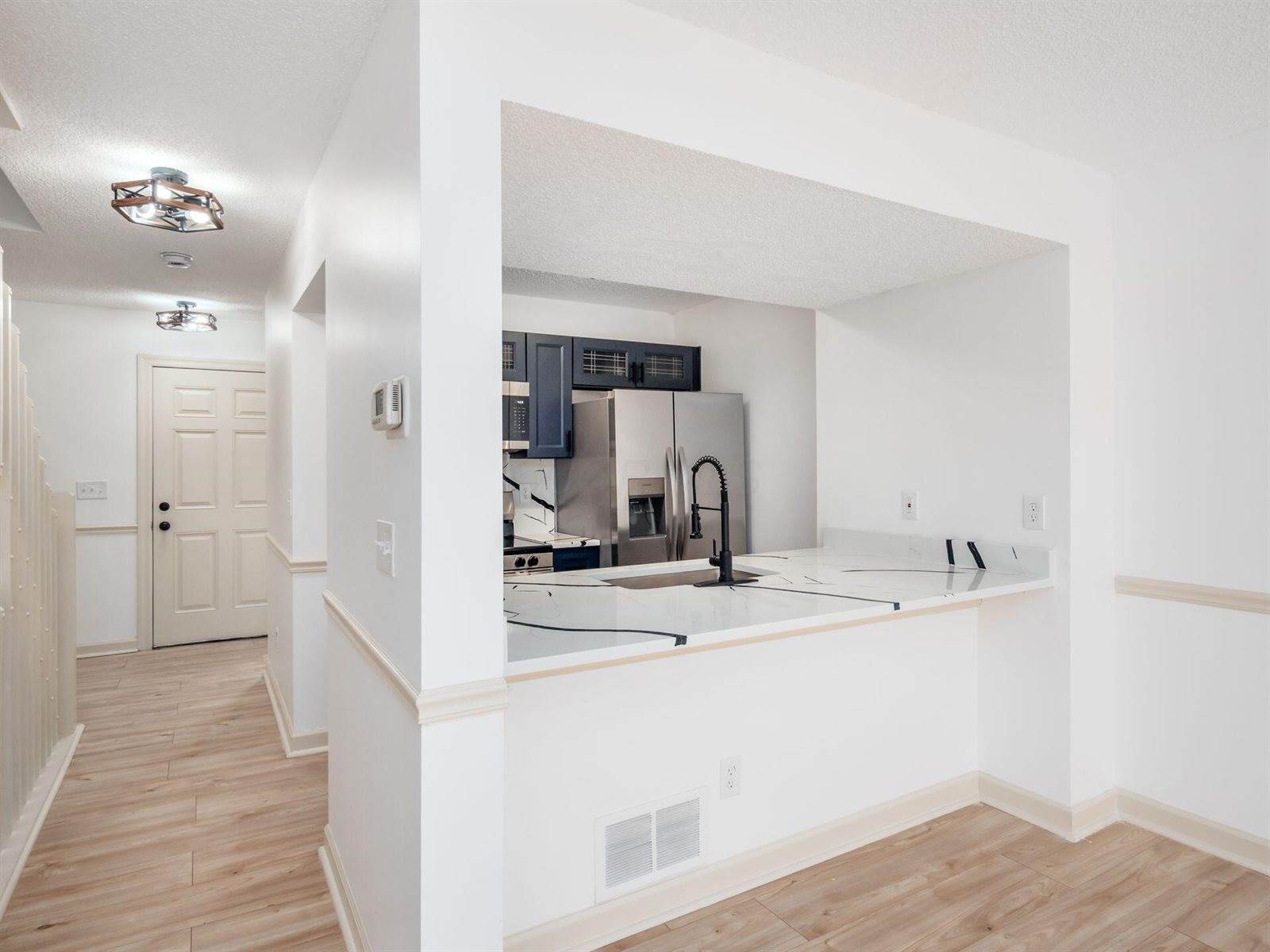 2032 Burbridge Lane, Hilliard, OH 43026