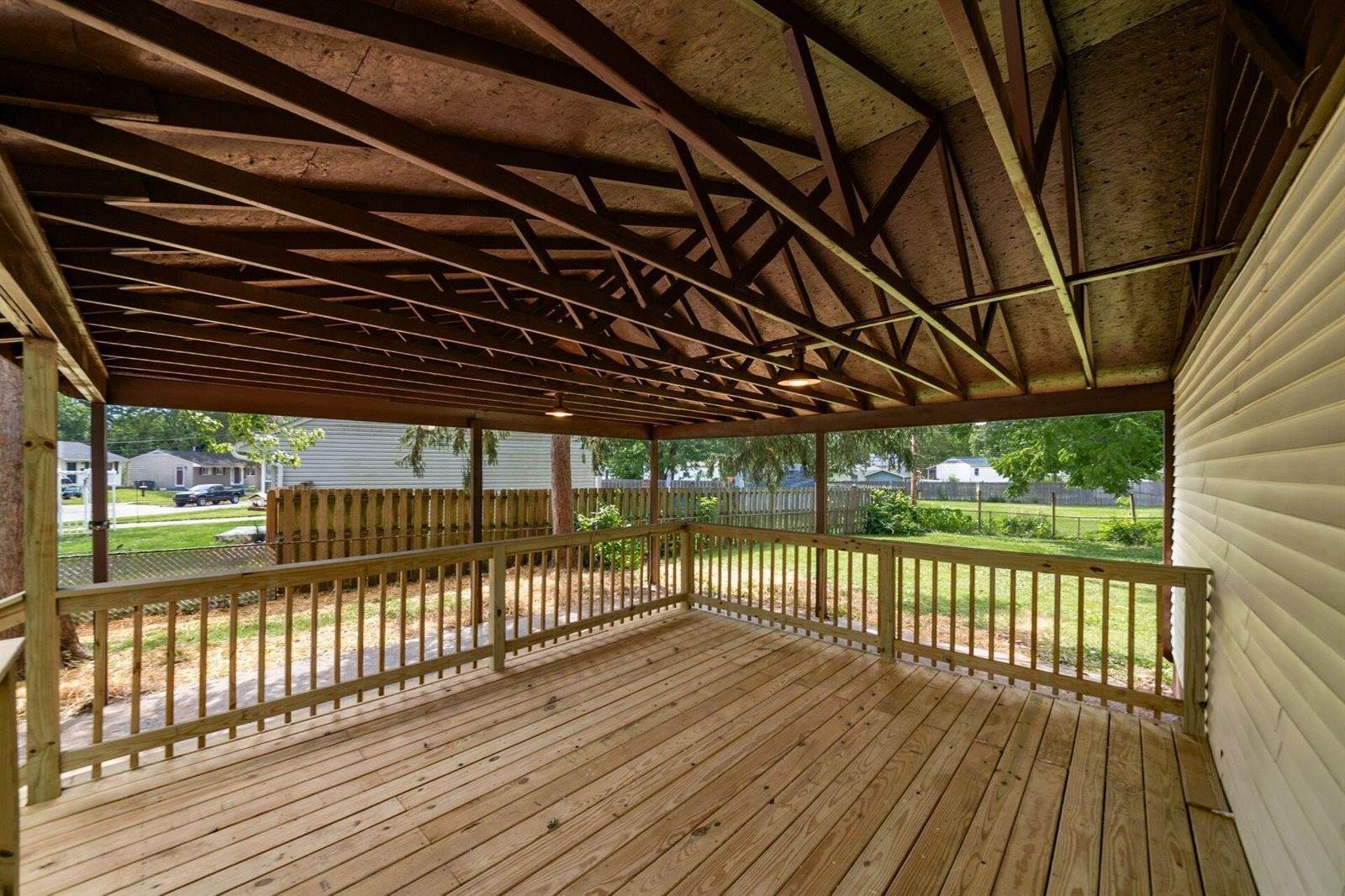 3849 Laguna Drive, Columbus, OH 43232