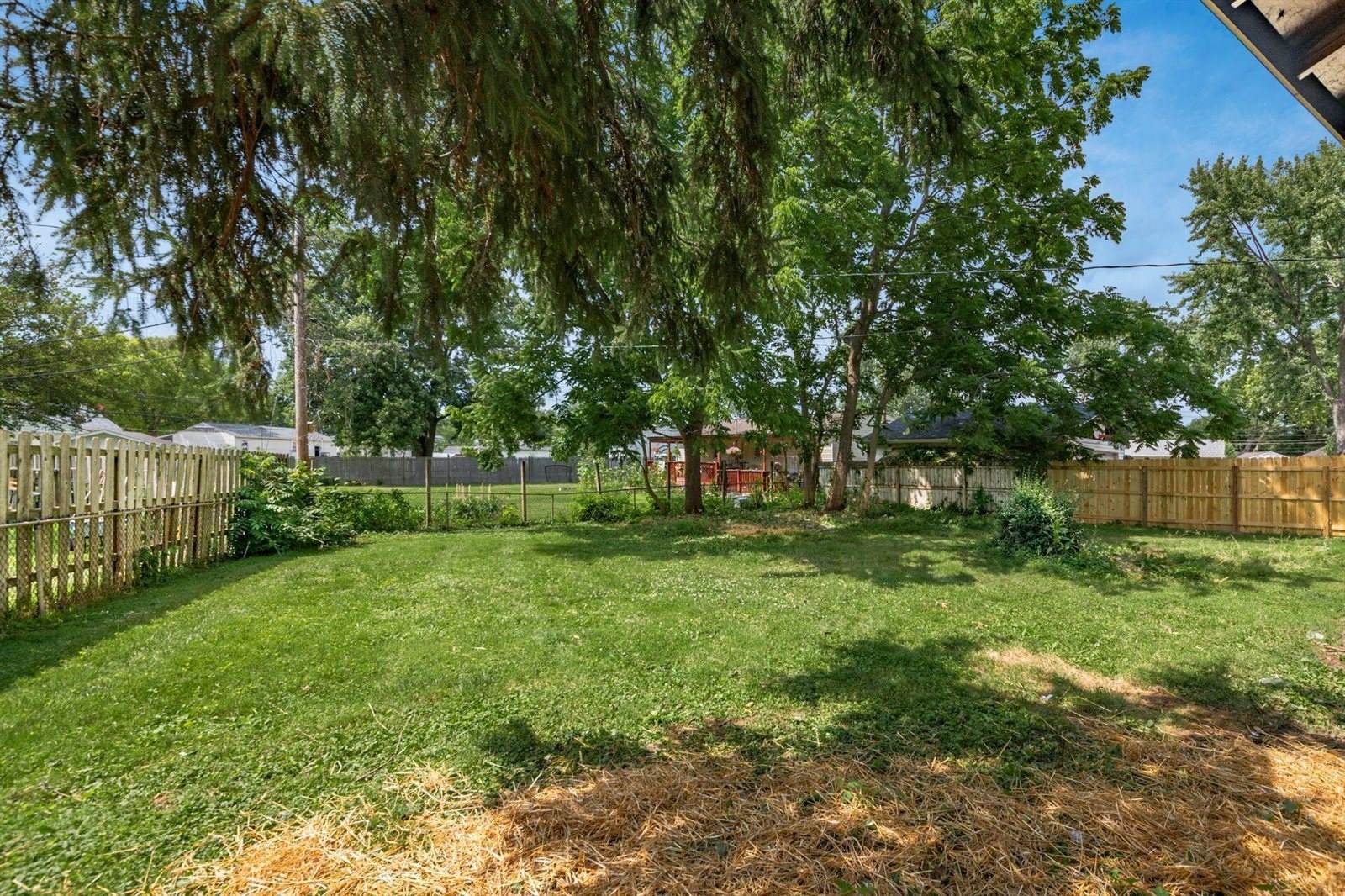 3849 Laguna Drive, Columbus, OH 43232