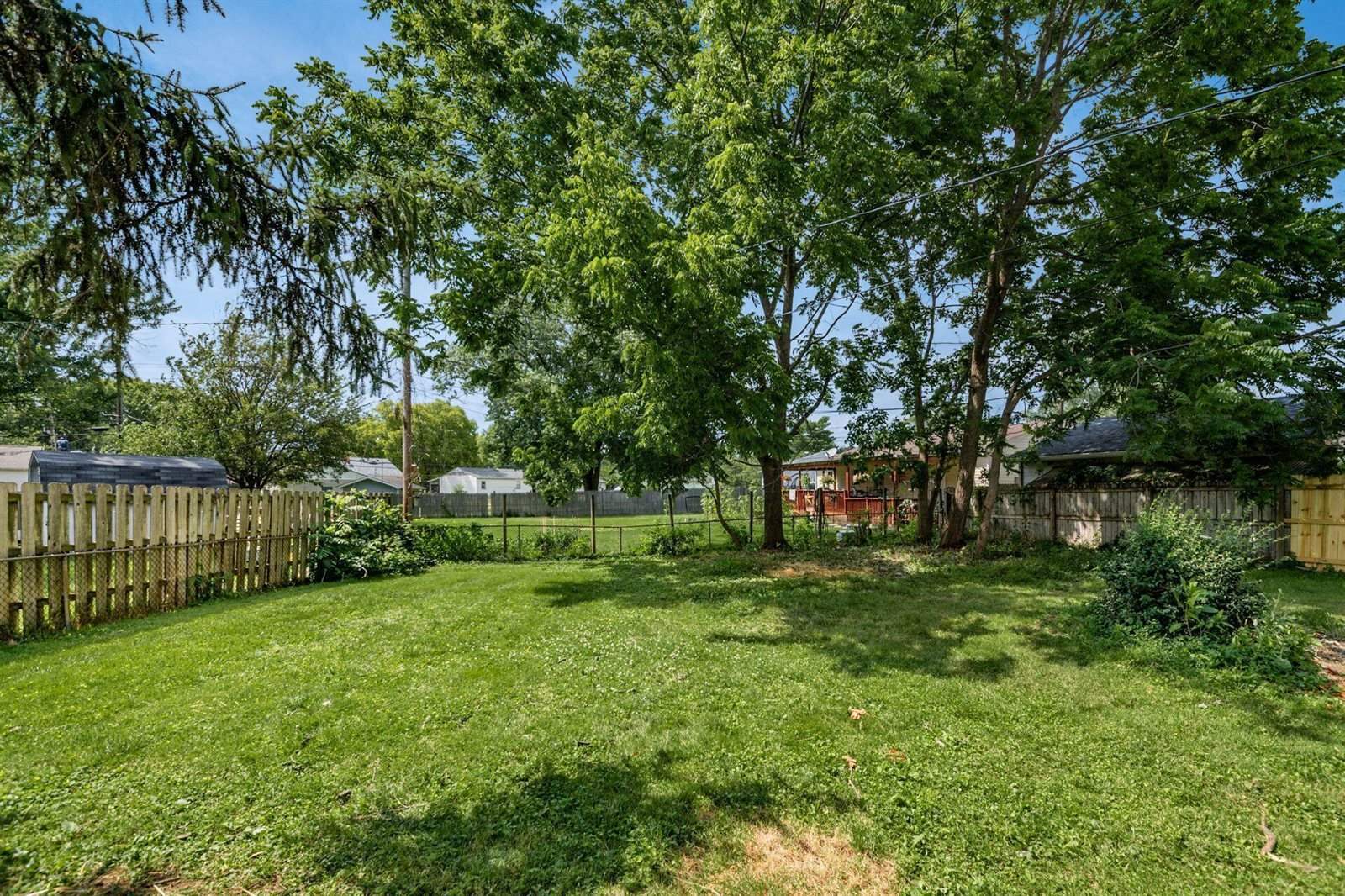 3849 Laguna Drive, Columbus, OH 43232