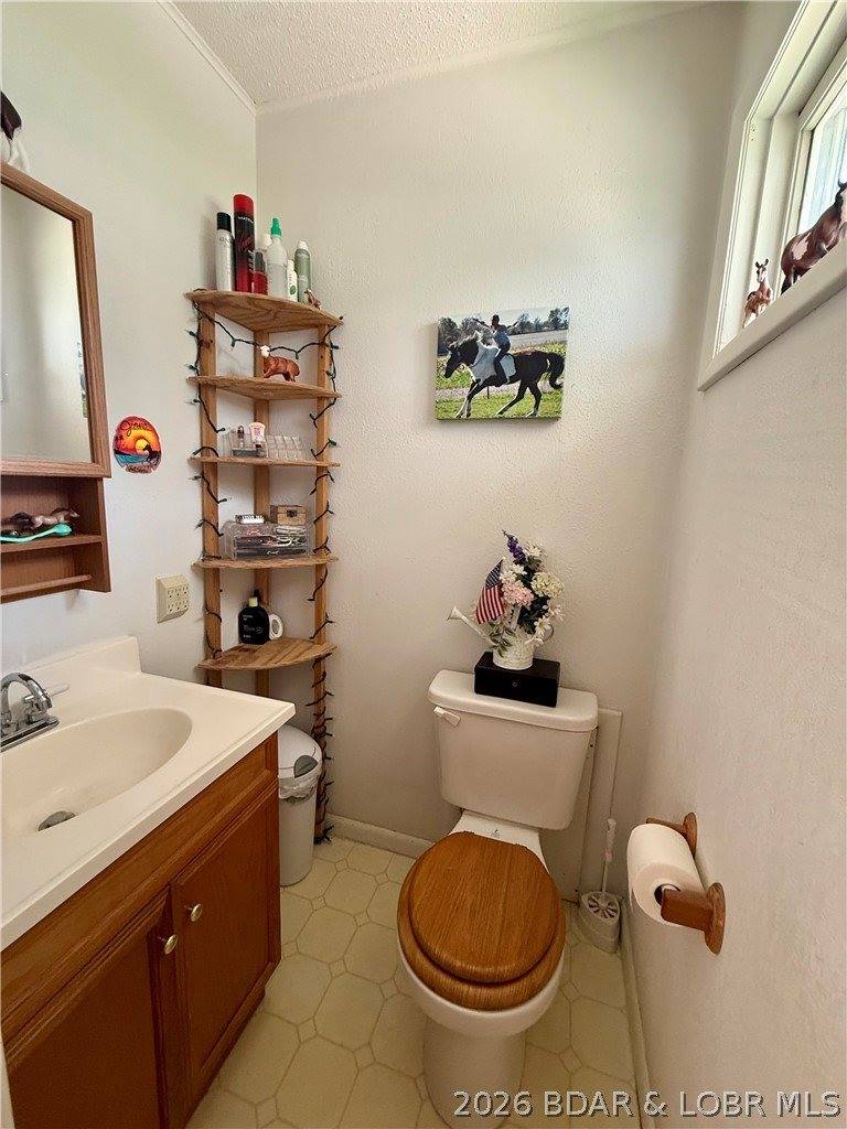 130 Center Street, Tipton, MO 65081