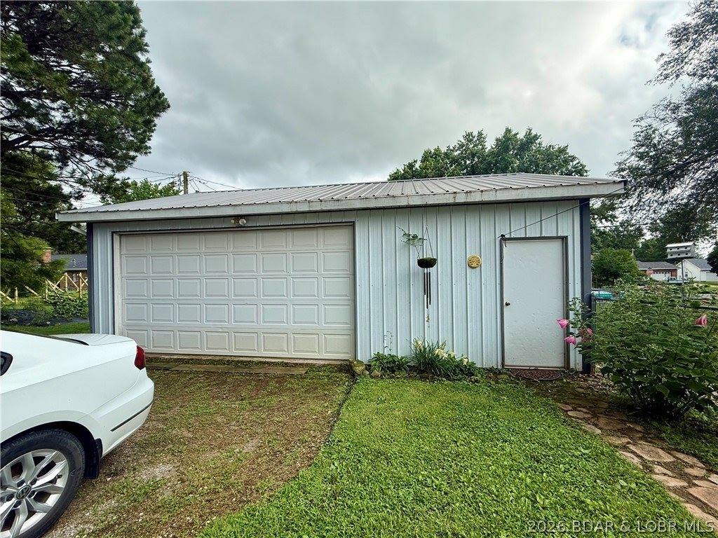 130 Center Street, Tipton, MO 65081
