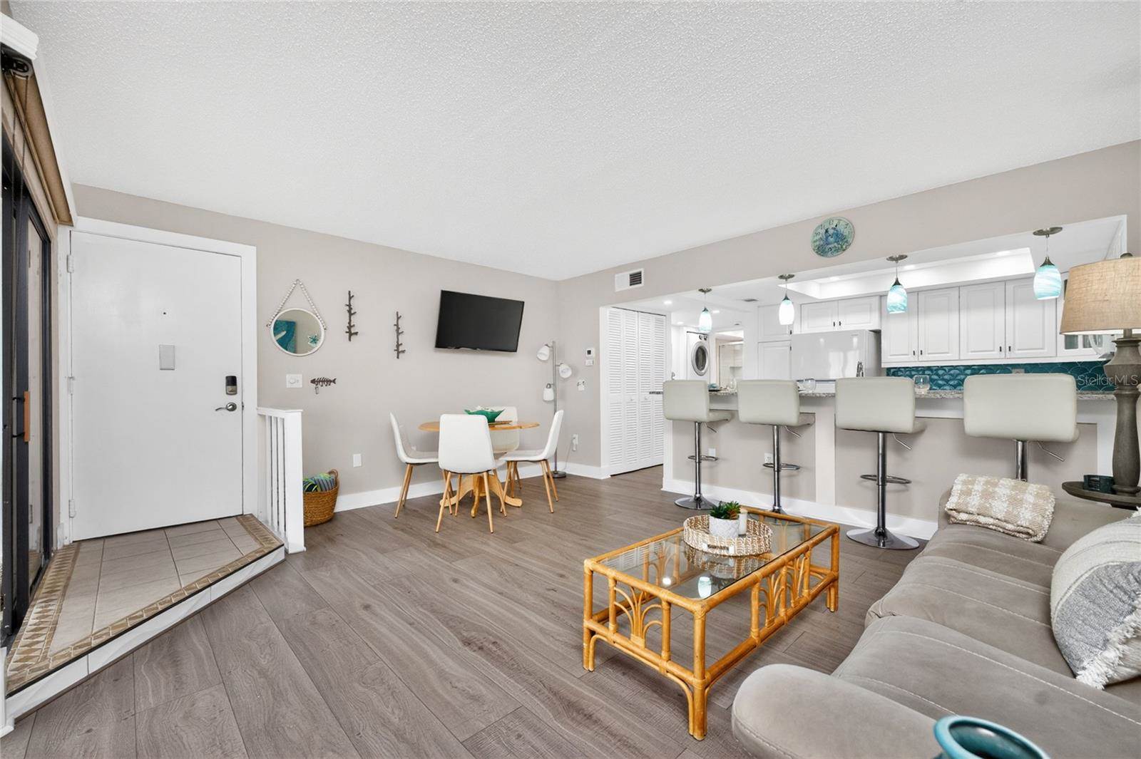 2810 North Beach Road, Englewood, FL 34223