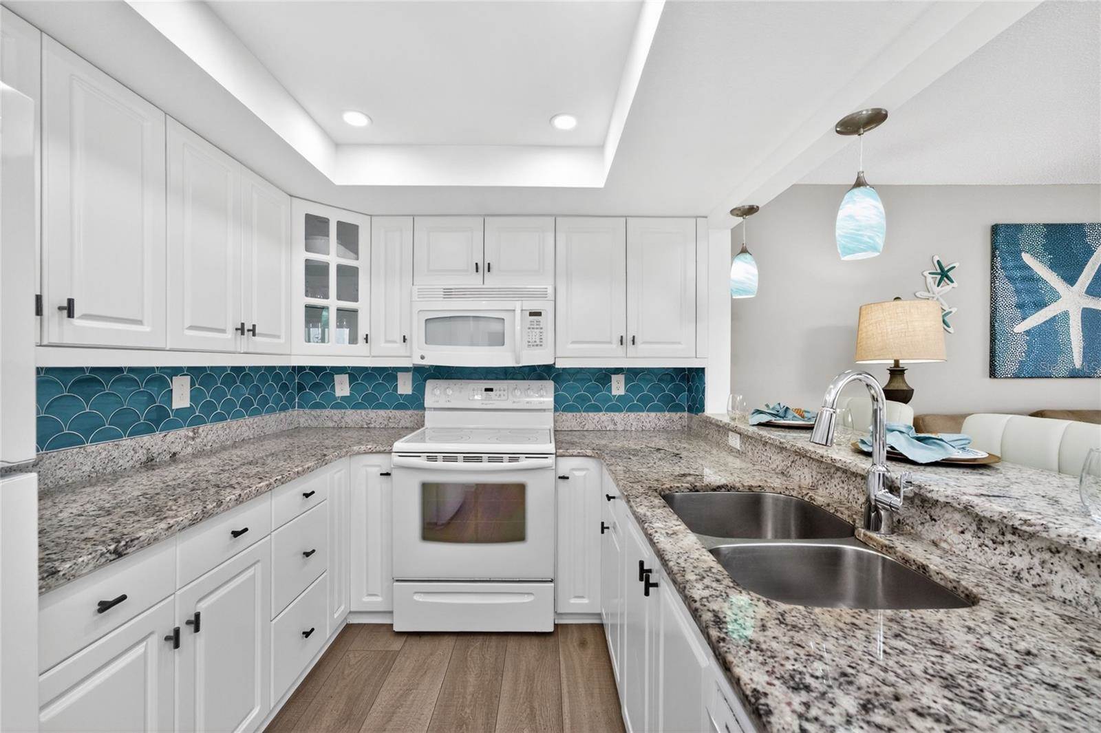 2810 North Beach Road, Englewood, FL 34223