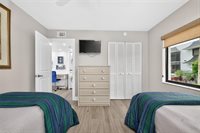 2810 North Beach Road, Englewood, FL 34223