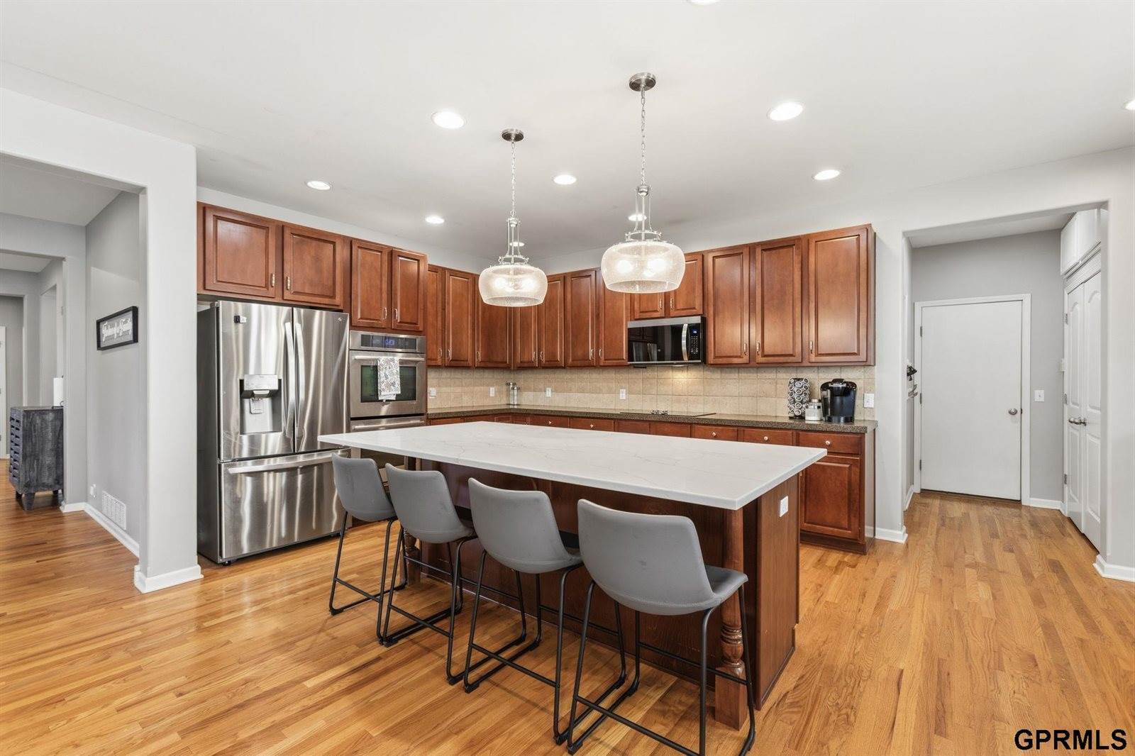 18025 Dewey Circle, Elkhorn, NE 68022