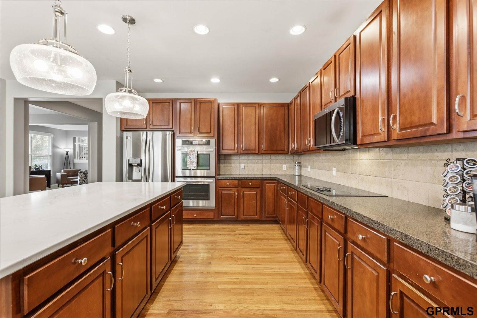 18025 Dewey Circle, Elkhorn, NE 68022
