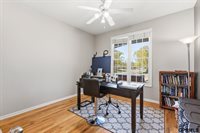 18025 Dewey Circle, Elkhorn, NE 68022