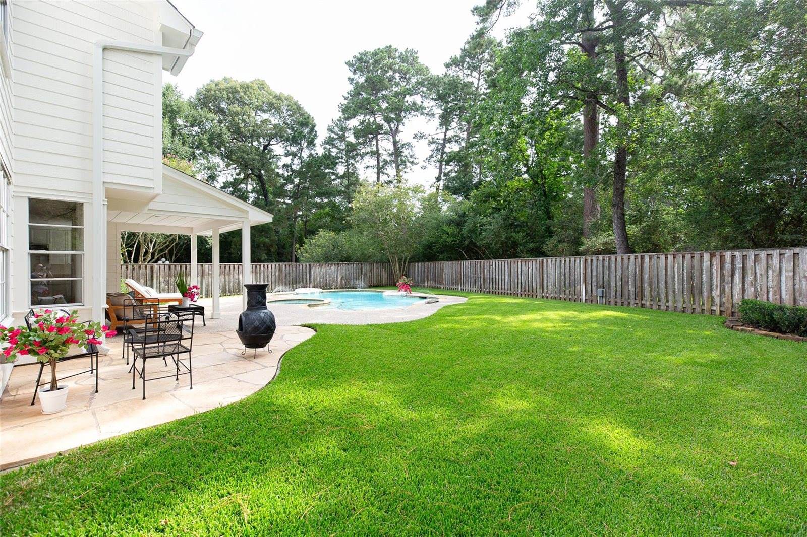 78 Lightwood Trace, The Woodlands, TX 77382