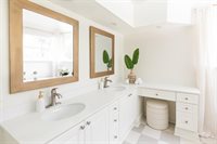 78 Lightwood Trace, The Woodlands, TX 77382