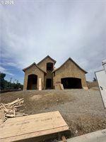 22950 SW Curry Ridge Dr, Sherwood, OR 97140