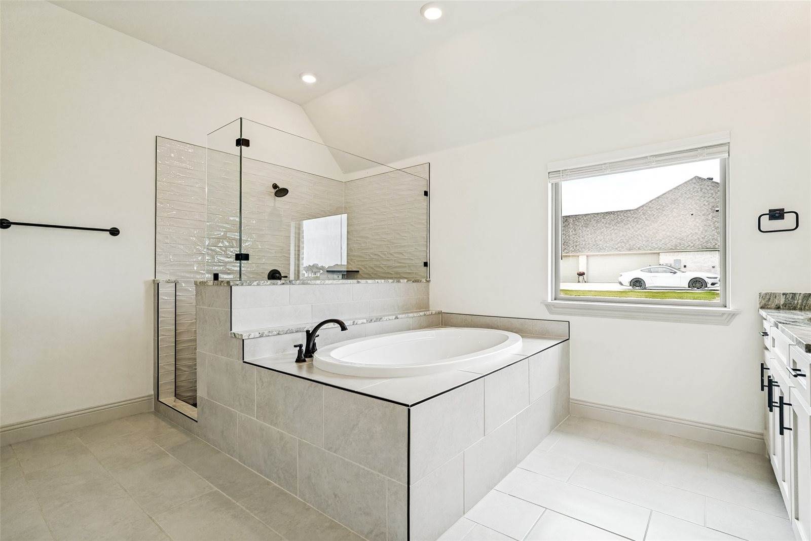 9459 Zion Hill Road, Poolville, TX 76487