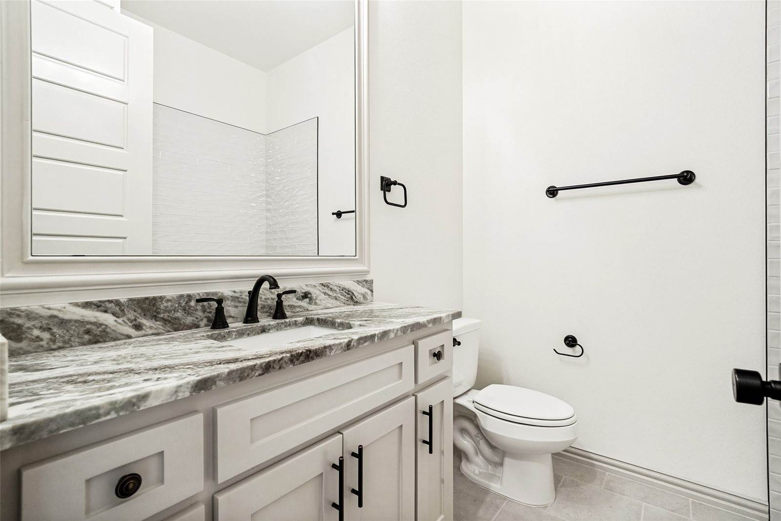 9459 Zion Hill Road, Poolville, TX 76487