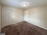 209 Scarborough Road, Centerville, GA 31028