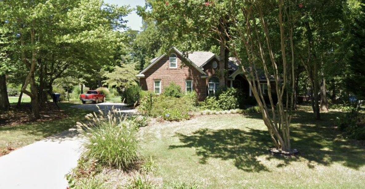 5103 Northforest Dr, McLeansville, NC 27301