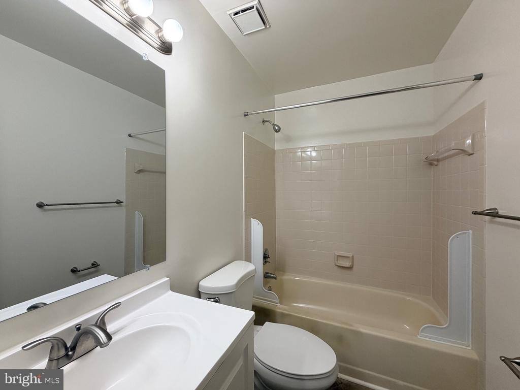 6124 Majors Lane, Columbia, MD 21045