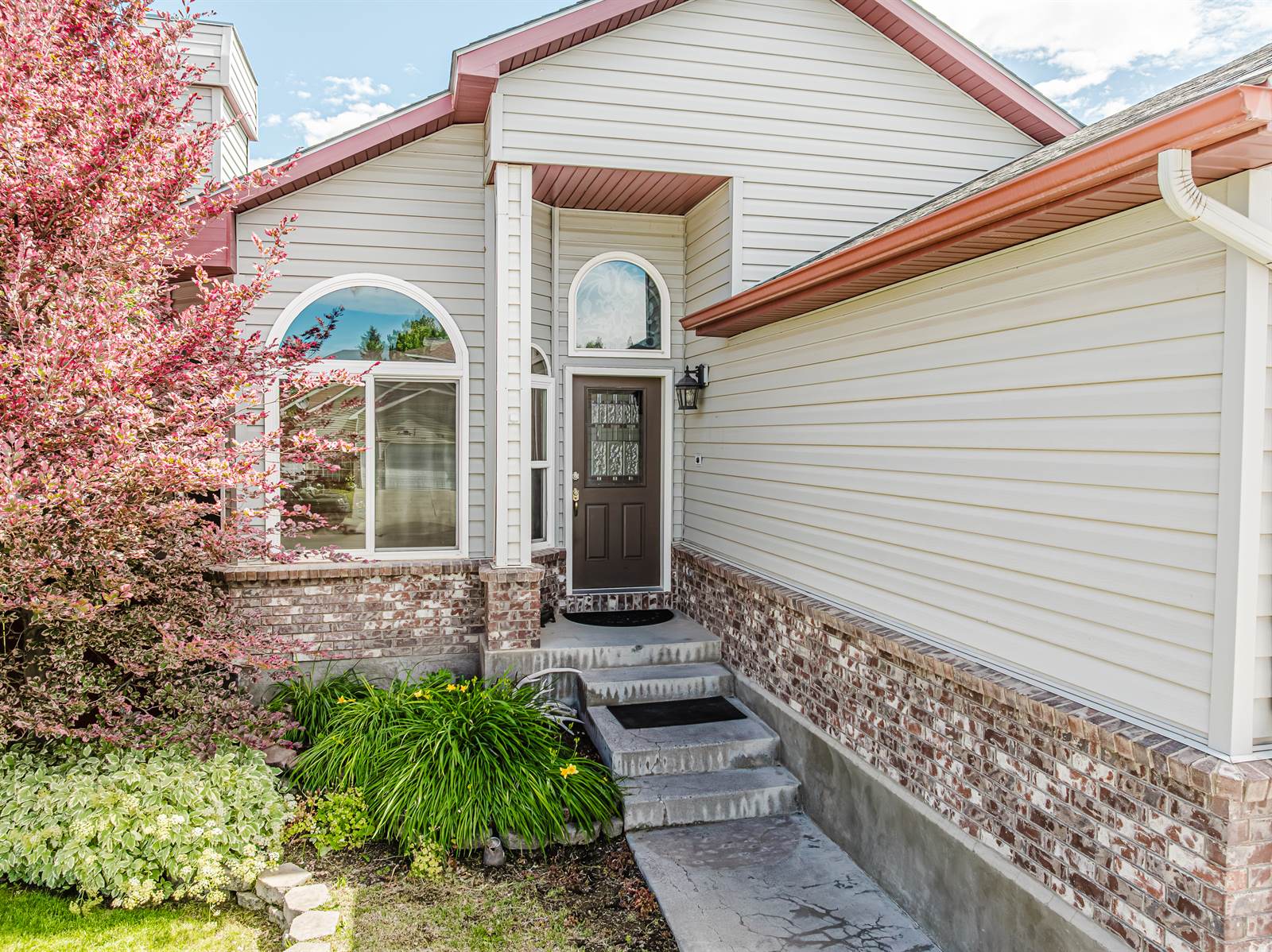 367 Poplar Dr, Elko, NV 89801