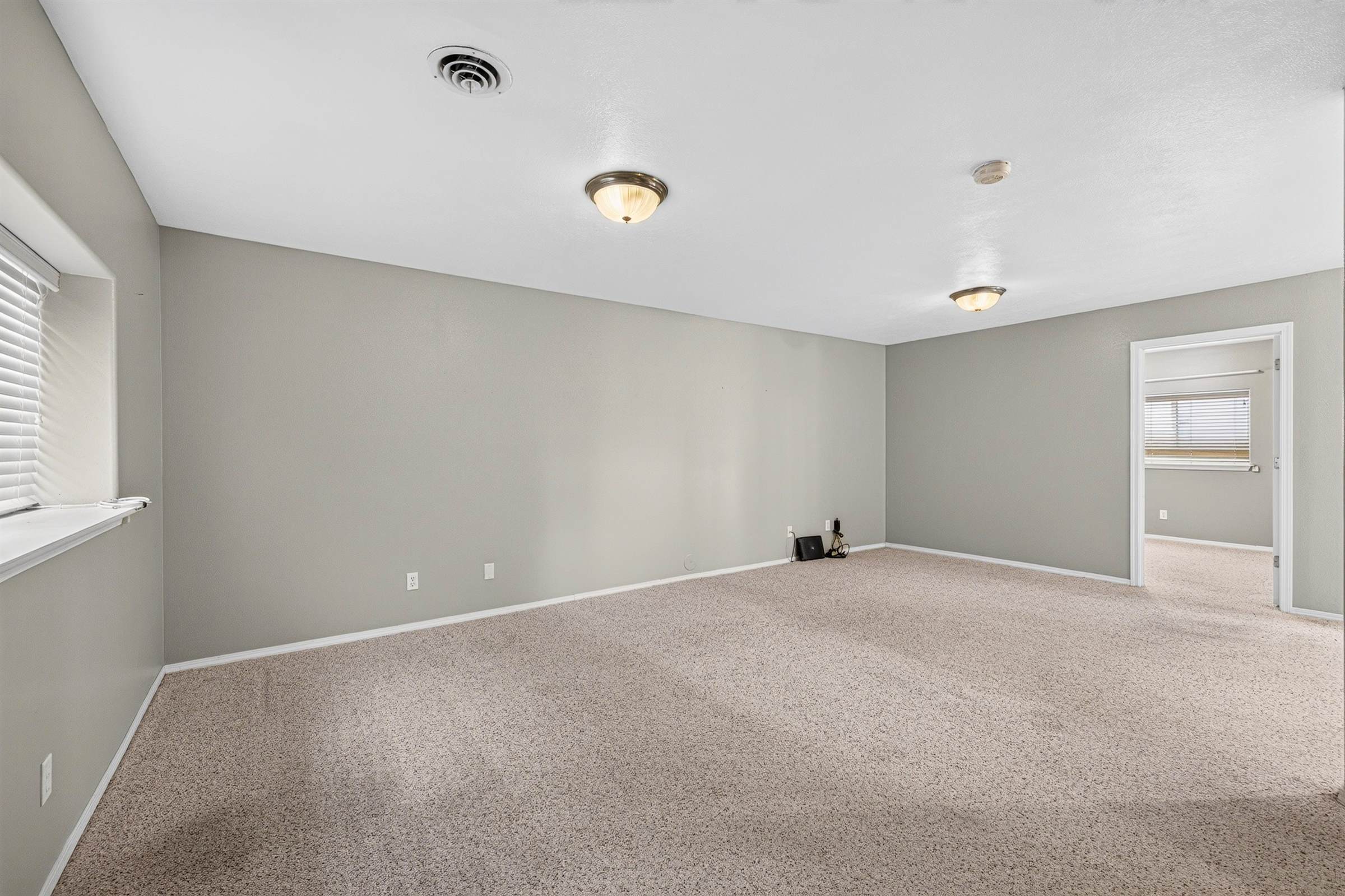 367 Poplar Dr, Elko, NV 89801