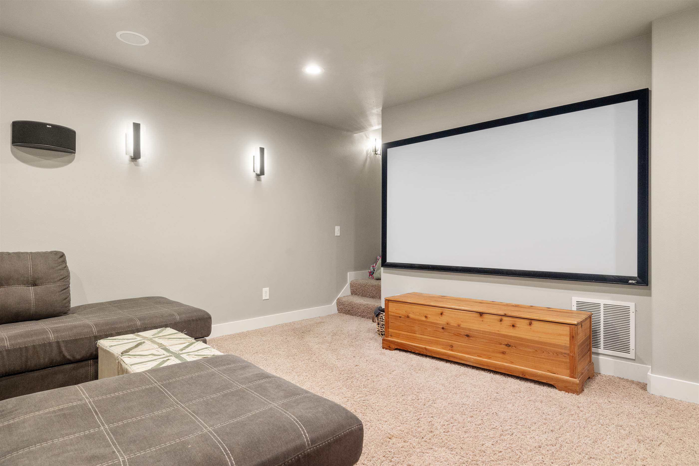 1906 Front St, Billings, MT 59101