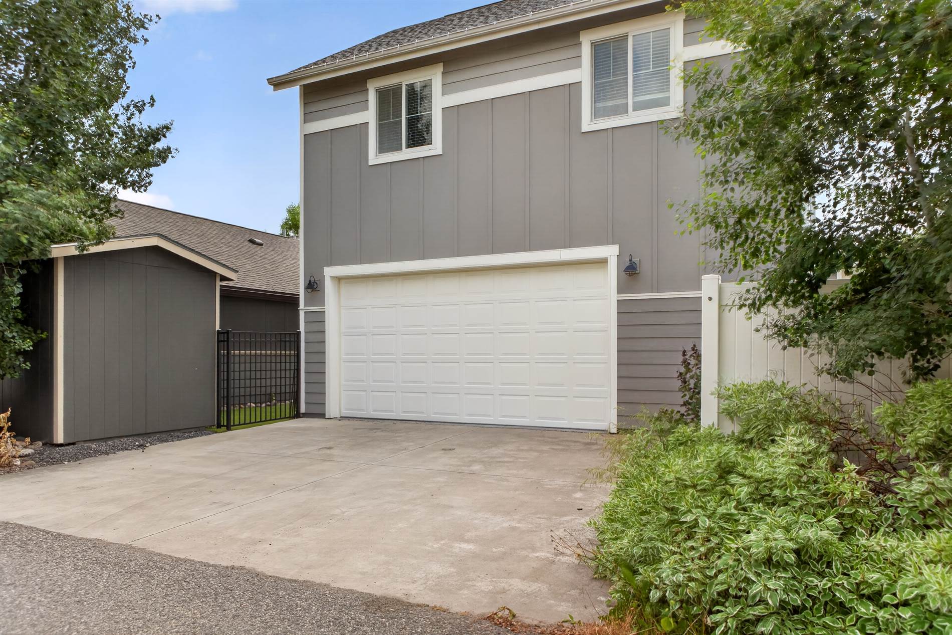 1906 Front St, Billings, MT 59101